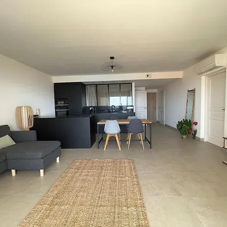 T3 Face A La アジャクシオ