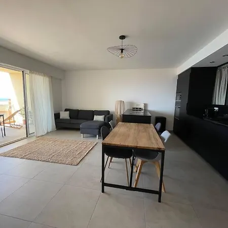 Apartment T3 Face A La