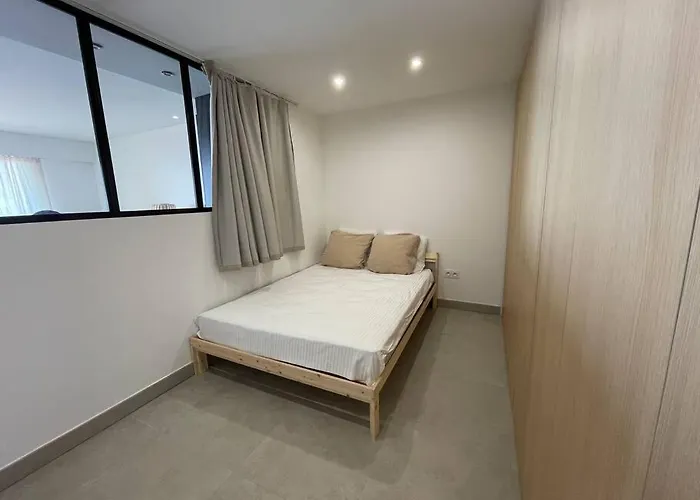 T3 Face A La Apartment *